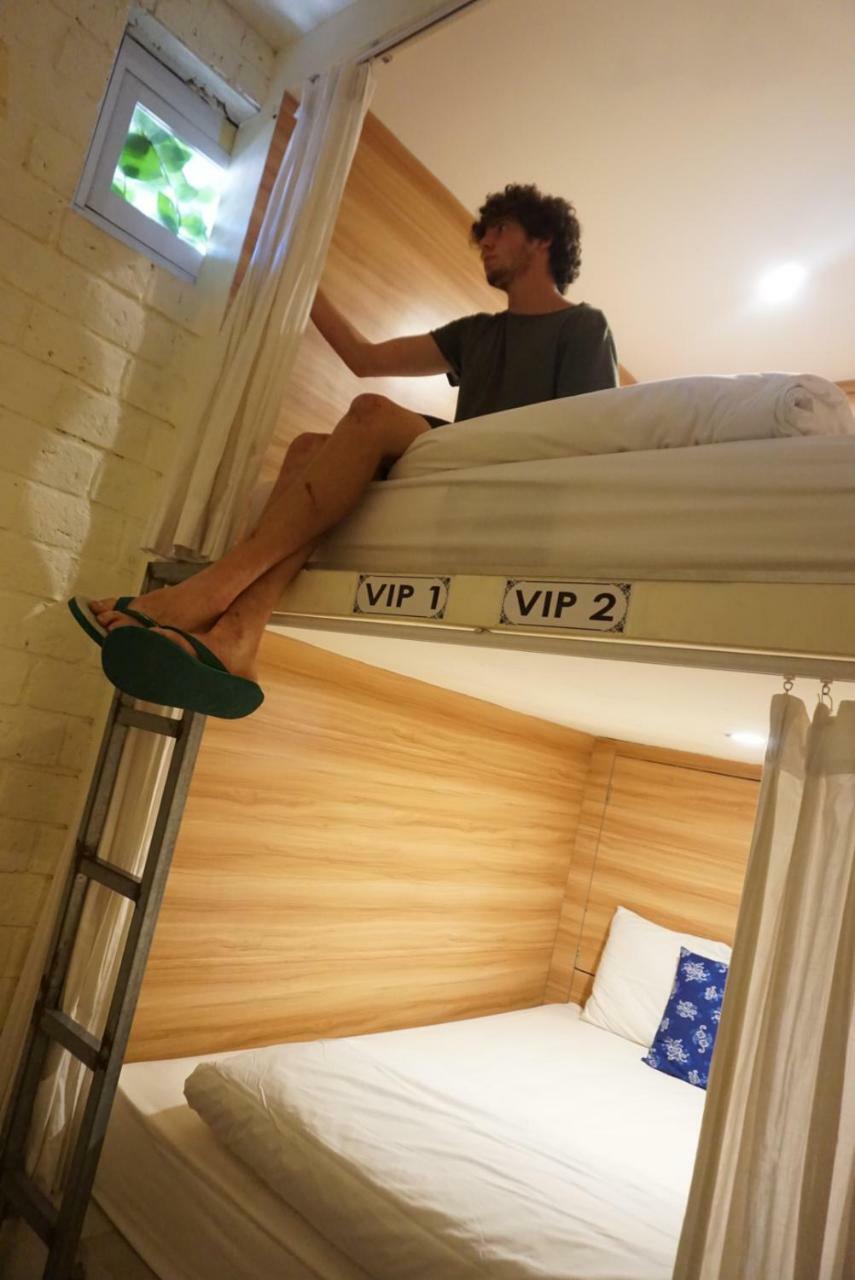 Karisa Pods Hostel Seminyak  Luaran gambar